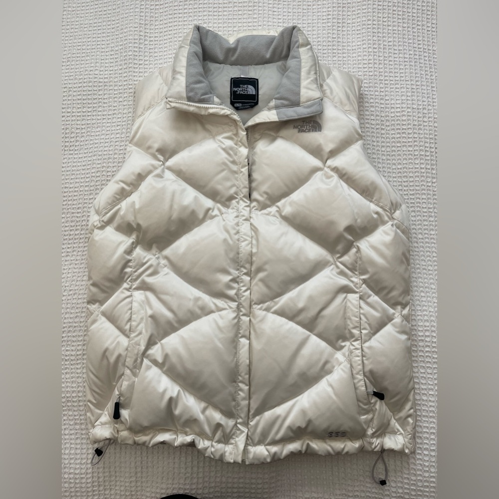 The North Face Women’s 550 White Puffer Vest - Size XL